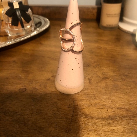 Swarovski crystal ring - Picture 3 of 5